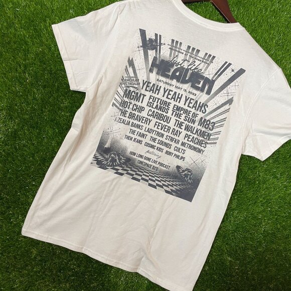 Yeah Yeah Yes Just Like Heaven Rock Tour T-shirt size Extra Large - Picture 5 of 5